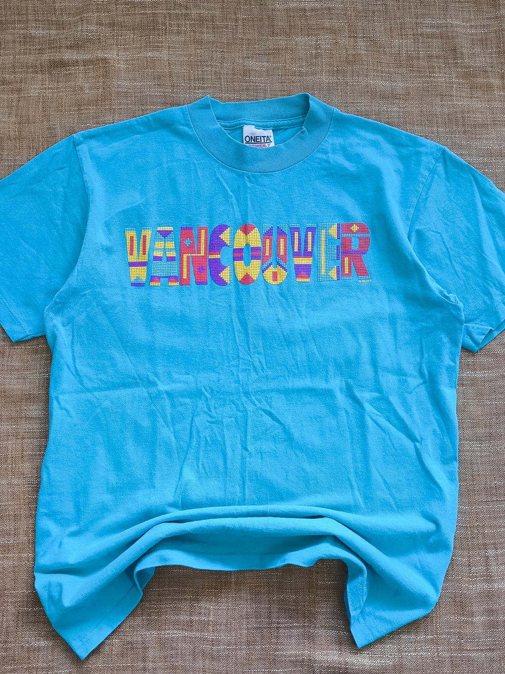 Oneita Single Stich Vancouver Gidden Tee - Bright Turquoise Distressed Size M